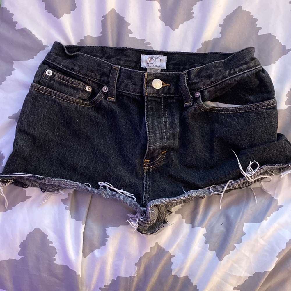 Black jean shorts!